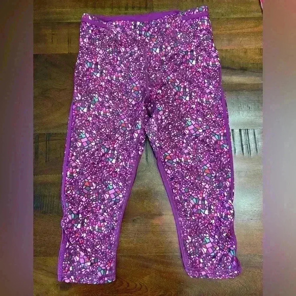 Lululemon Real Quick Crop size 6 - Picture 5 of 8